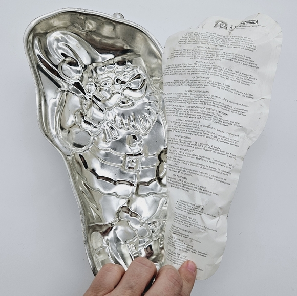 VINTAGE | Metalurgics Santa festive Christmas cake pan mold - Picture 4 of 8